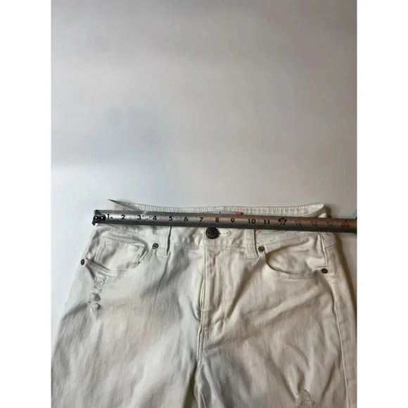 Cabi Jeans Slim High Rise Straight Leg Jeans White Distressed/Ripped Size 6 - Picture 5 of 8